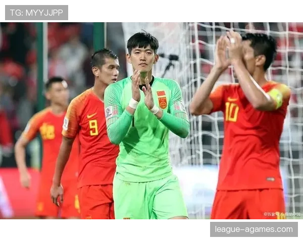 替补席纪律规则有哪些细节容易被裁判忽视？