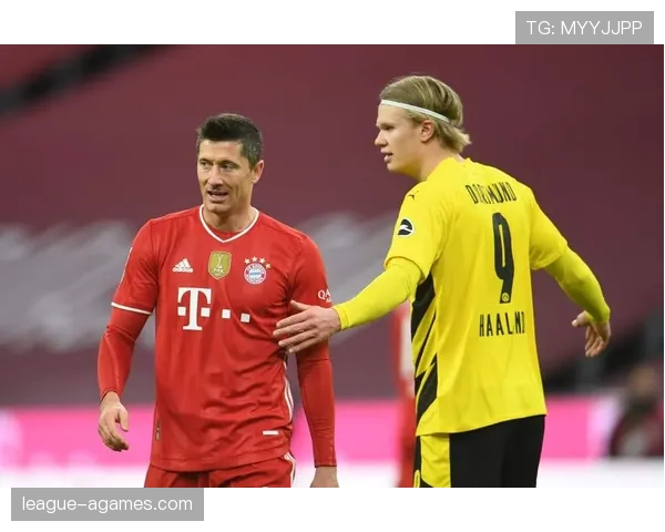 凯恩与莱万：拜仁中锋传承中的终结效率与体系适配性对比